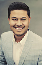 Sam McGinnis headshot